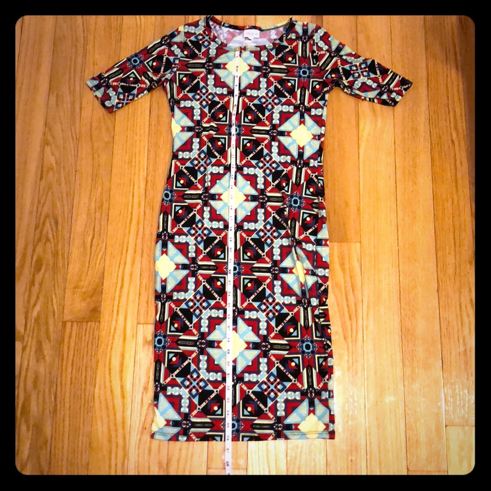 Lularoe Dress XS Julia - fitted Aztec print